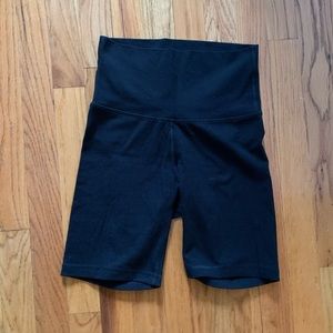 Old Navy High-Waisted Bike Shorts Balance Legging Go-Dry Women's Sz S